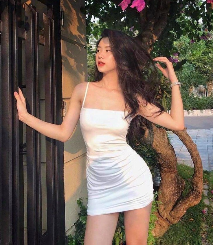 [HCM] Đầm Ôm Body 2 Dây ( Có Mút Ngực )Thời Trang New Trẻ Trung Cá Tính