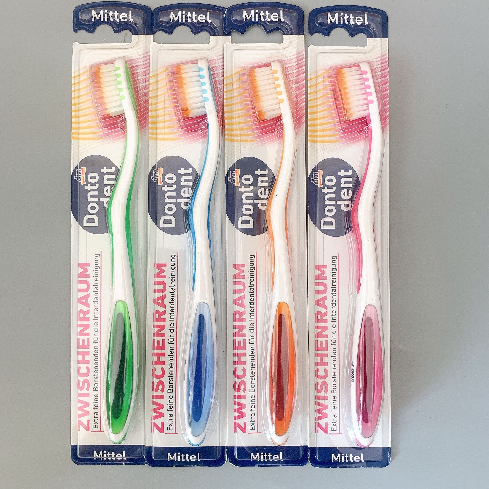 Bàn chải đánh răng Dontodent - Made in Germany