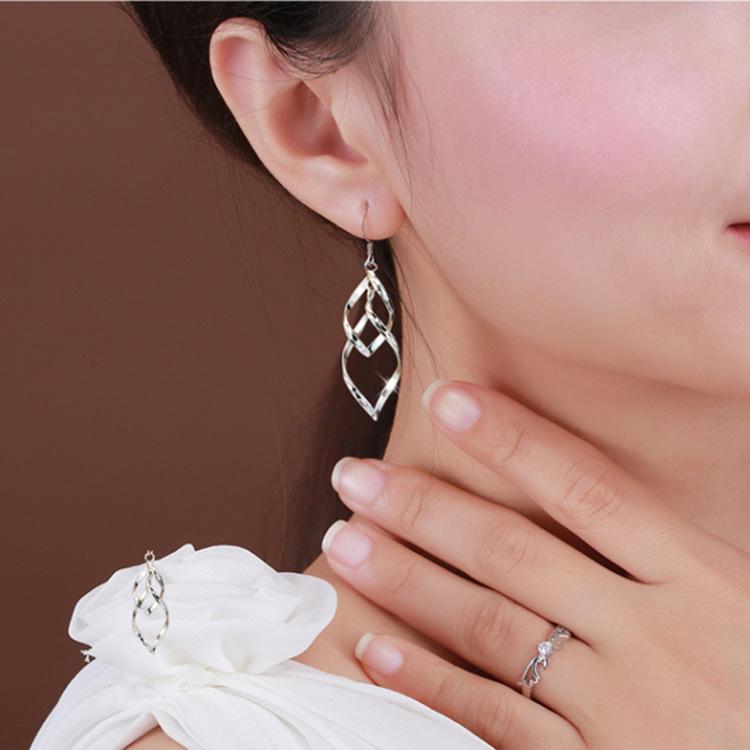 Bông Tai 2 Chiếc Lá Lồng Đèn   Tòn Ten Phong Cách Hàn BT2LEAFTONTEN