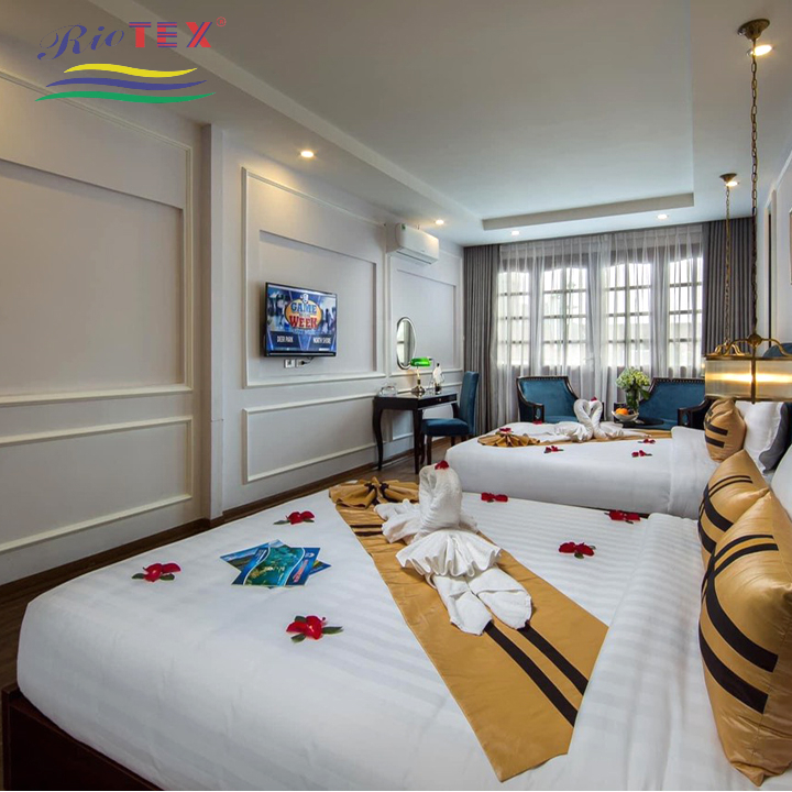 [HCM]Vỏ chăn trắng sọc cho khách sạn-resort