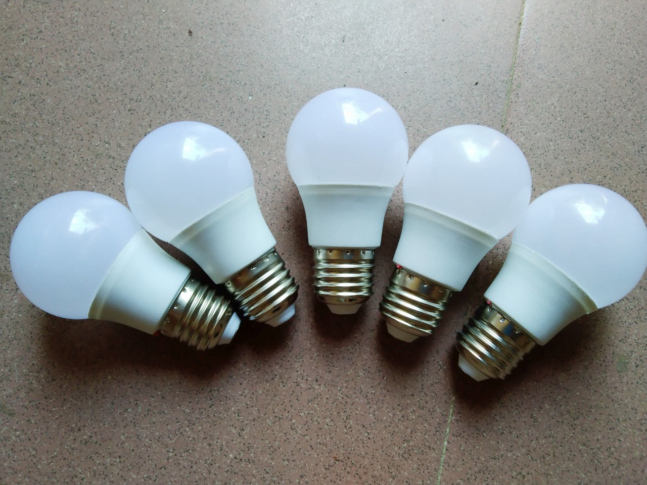 BÓNG ĐÈN LED 3W (BÓNG KÍN)