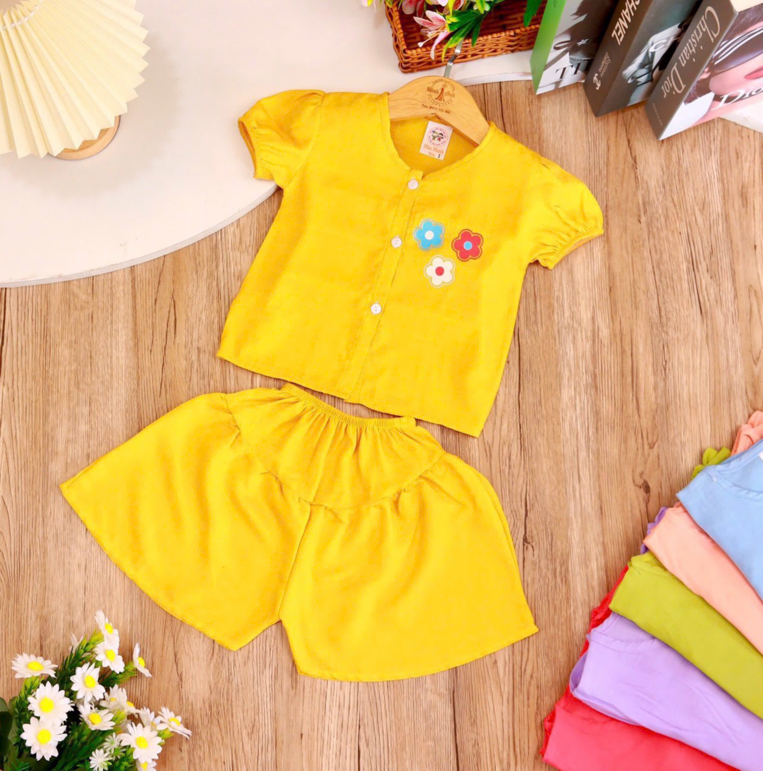 Bộ Lụa Tay Phồng Bé (8-14kg) (giao màu ngẫu nhiên)