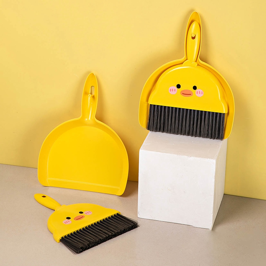 Bộ chổi và đồ hốt rác mini để bàn hình vịt vàng dễ thương
