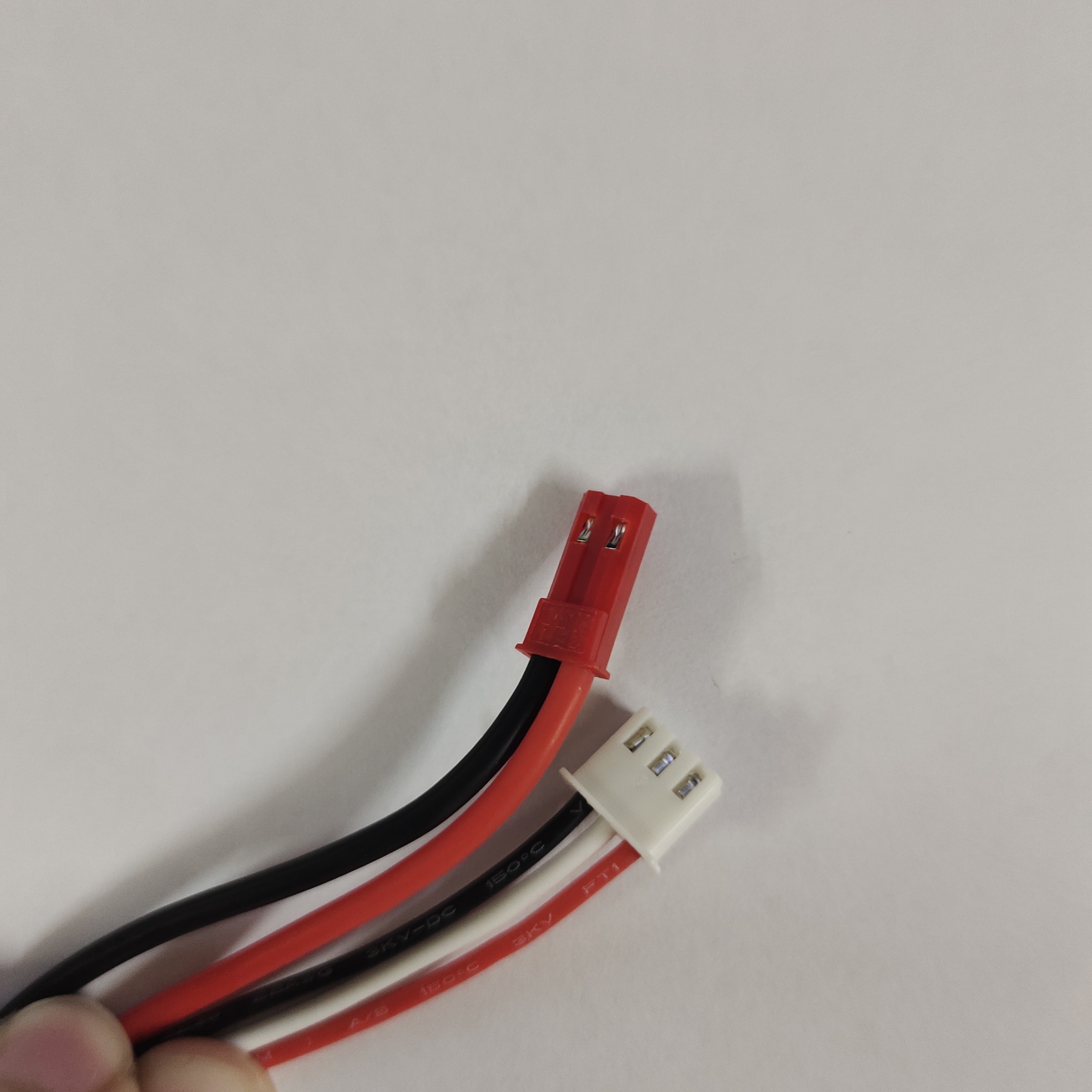 pin nâng cấp cho máy bay v913