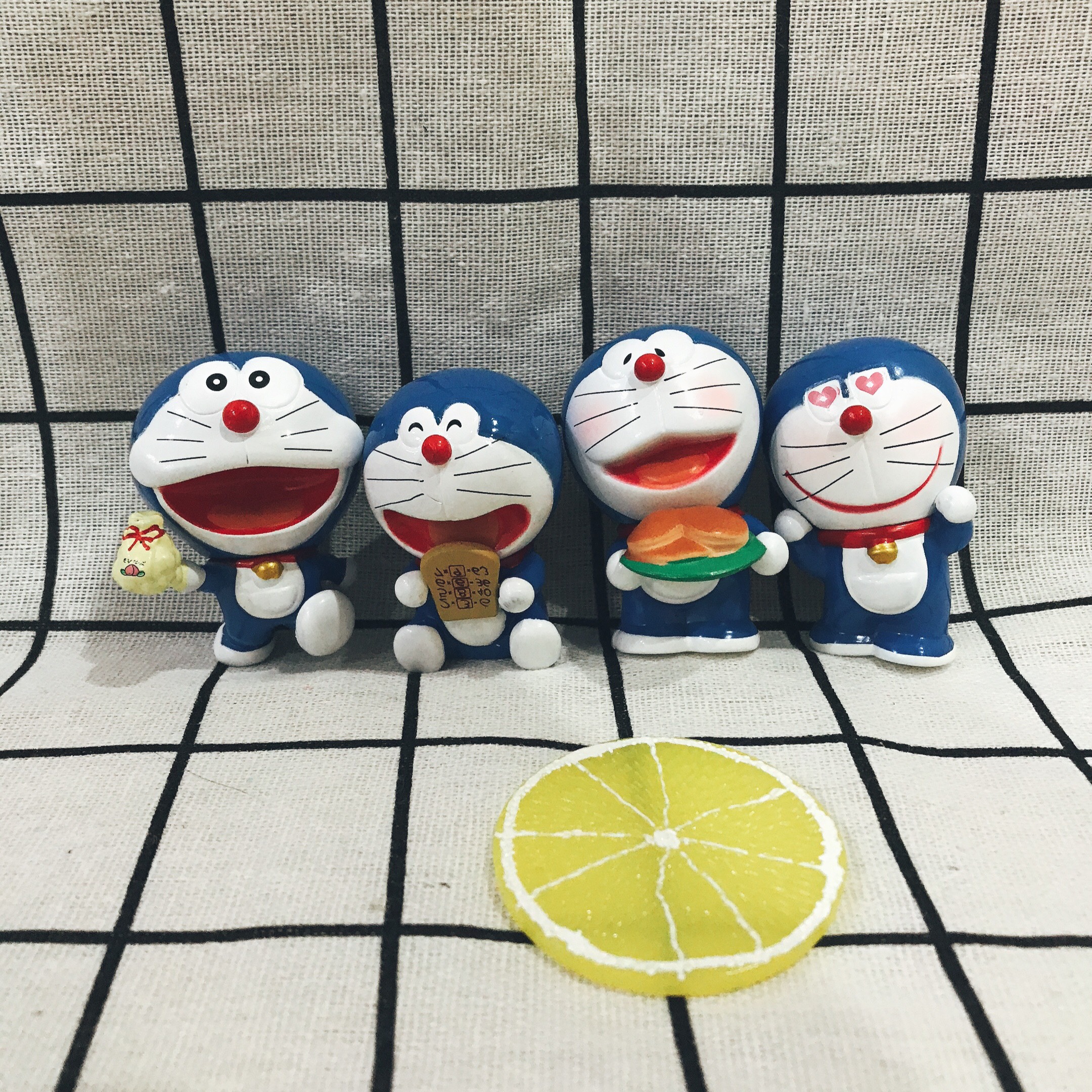 Bộ Mô Hình Nhóm Bạn Doremon Doraemon
