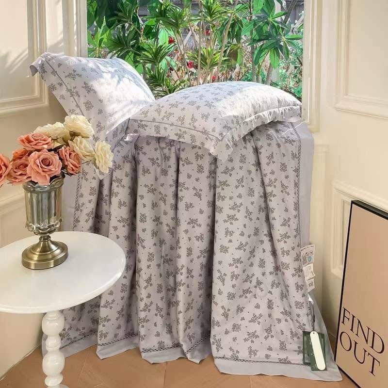 High-Quality 3-Layer Quilted Tencel Silk Summer Blanket