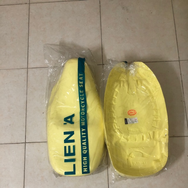 Mút yên xe vespa Lx