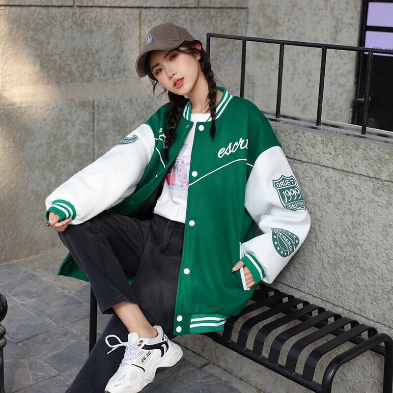 Áo khoác dù nữ kiểu bbomber phối họa tiết thời trang cool ngầu_xt.