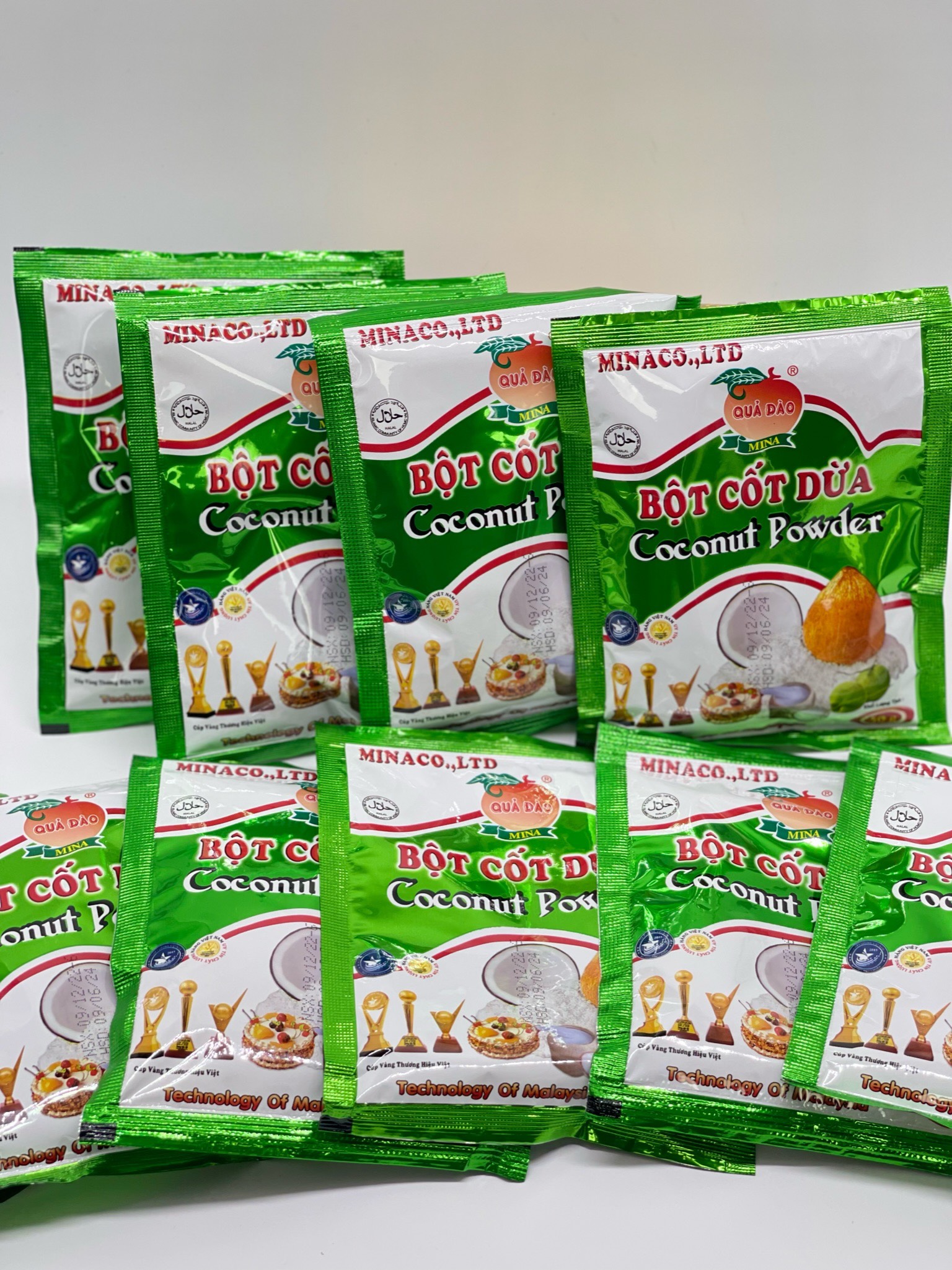 Powder coconut Mina logo peach fruit-small package 50 gr