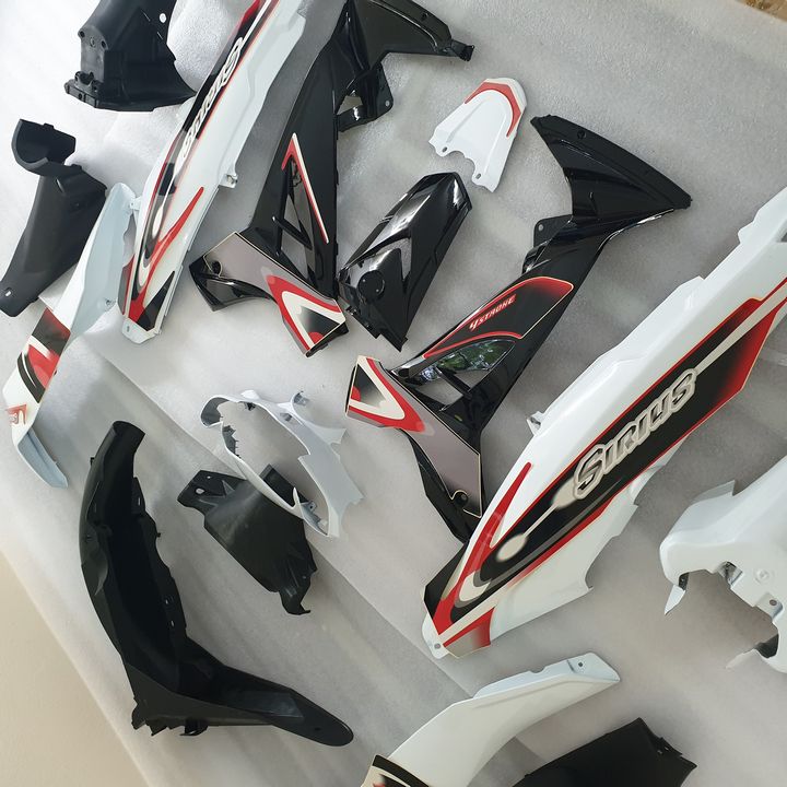 Bộ vỏ nhựa xe SIRIUS màu TRẮNG ,dàn áo xe SIRIUS [ KÈM TEM 3 LỚP ] phu tung sirus