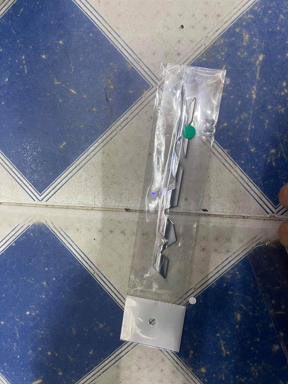 1 Cặp Tem Chữ Nổi Xe NVX