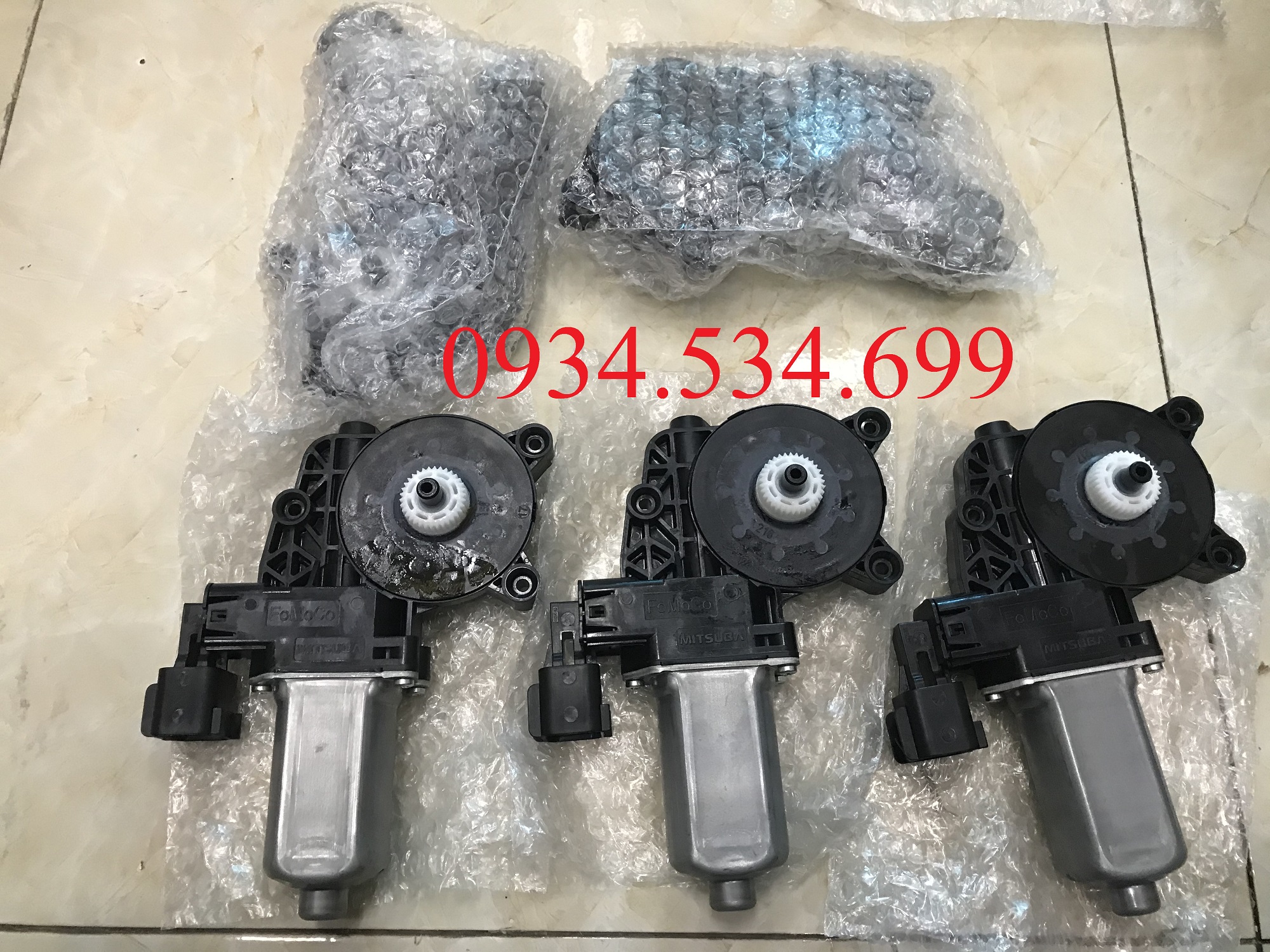 Mô tơ lên kính trước ranger 16 rh – 6cp114a389h1c