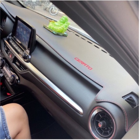 Thảm taplo Cerato 2019 - 2020-2021 Da Carbon cao cấp