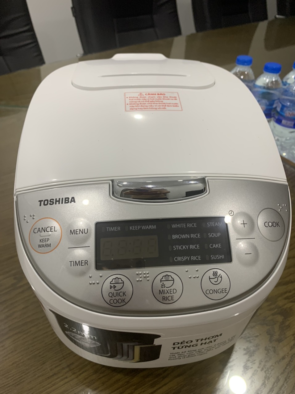 Nồi cơm điện tử Toshiba 1.8 lít RC-18DH2PV ( model mới 05.2020)