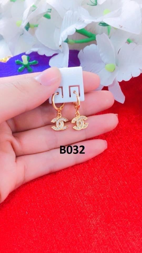 khuyên tai  nụ mã số B 032