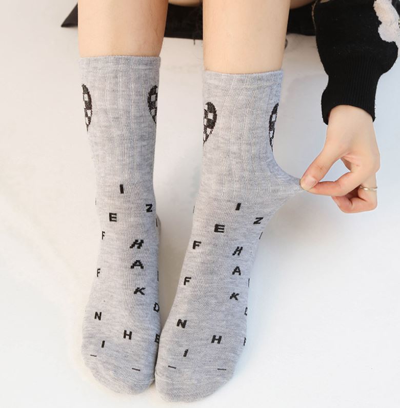 Set 5 Đôi Tất Vớ Nữ Cao Cổ Mix Trái Tim Caro