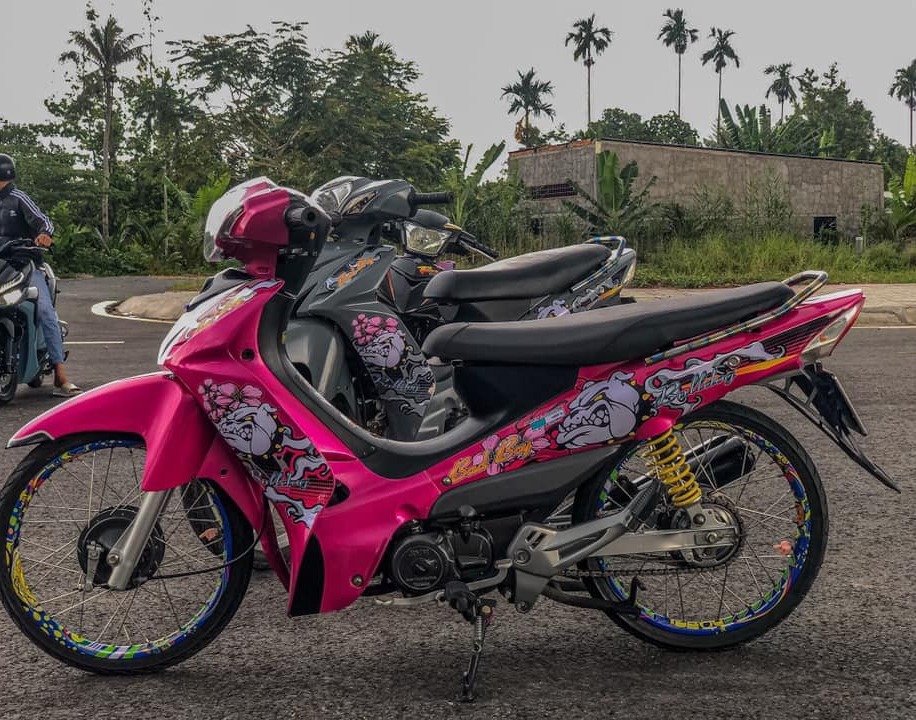 Tem RỜI ELEGANT 50 CHÓ BULL DOG DÁN XE HỒNG