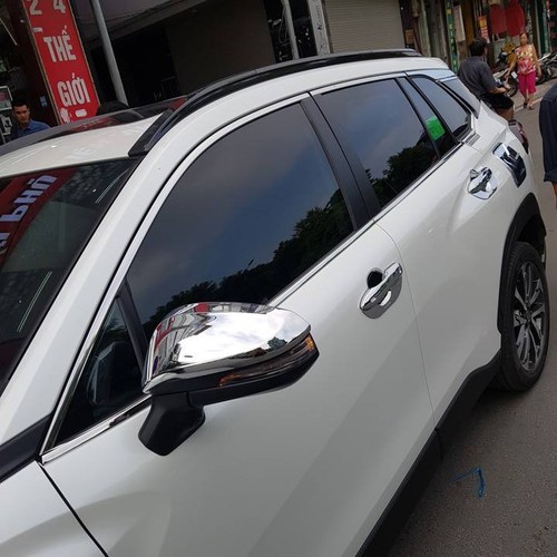 Nẹp viền chân kính cong kĩnh Full bộ cho xe Toyota Cross