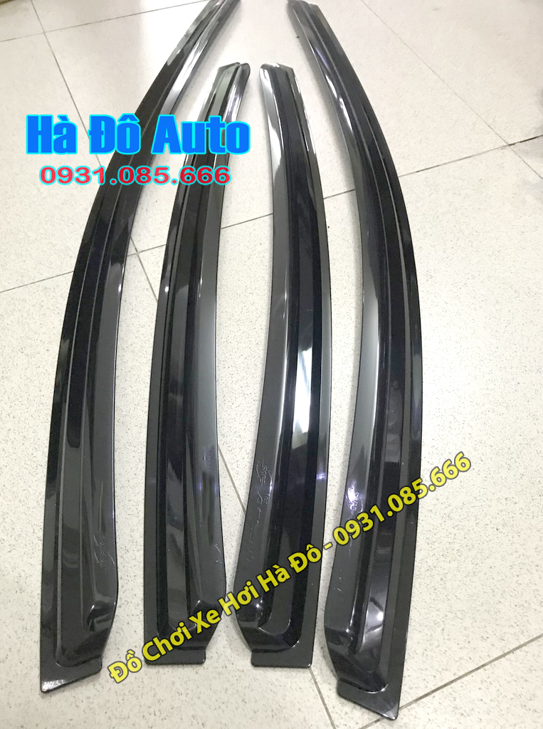 Vè Mưa hyundai i20 2014 2015 2016 2017 ( Vè Mạ Crom & Vè Đen )