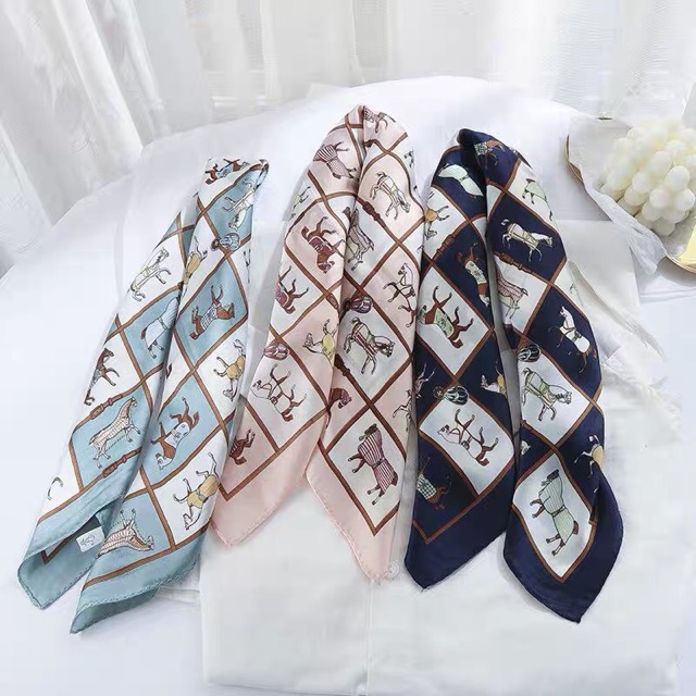 [HCM]Khăn lụa vuông hoạ tiết con ngựa size 70*70cm