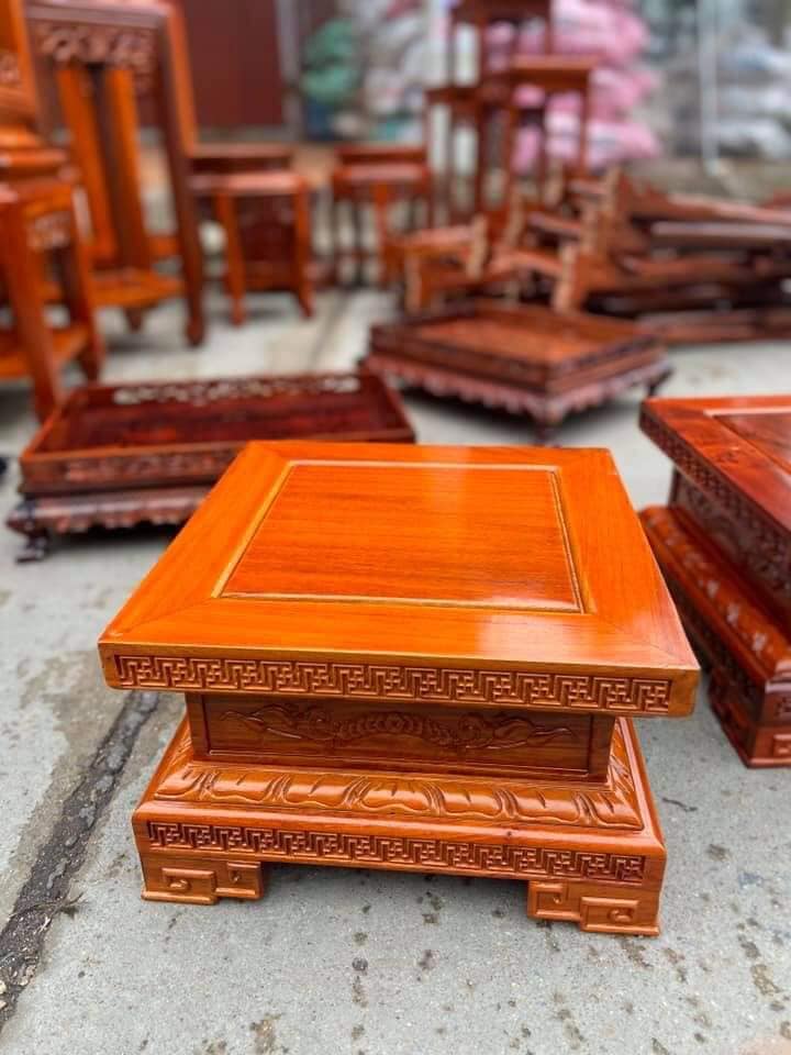 Đế kê tượng gỗ hương đá (kích thước 30x30 cao 20cm)