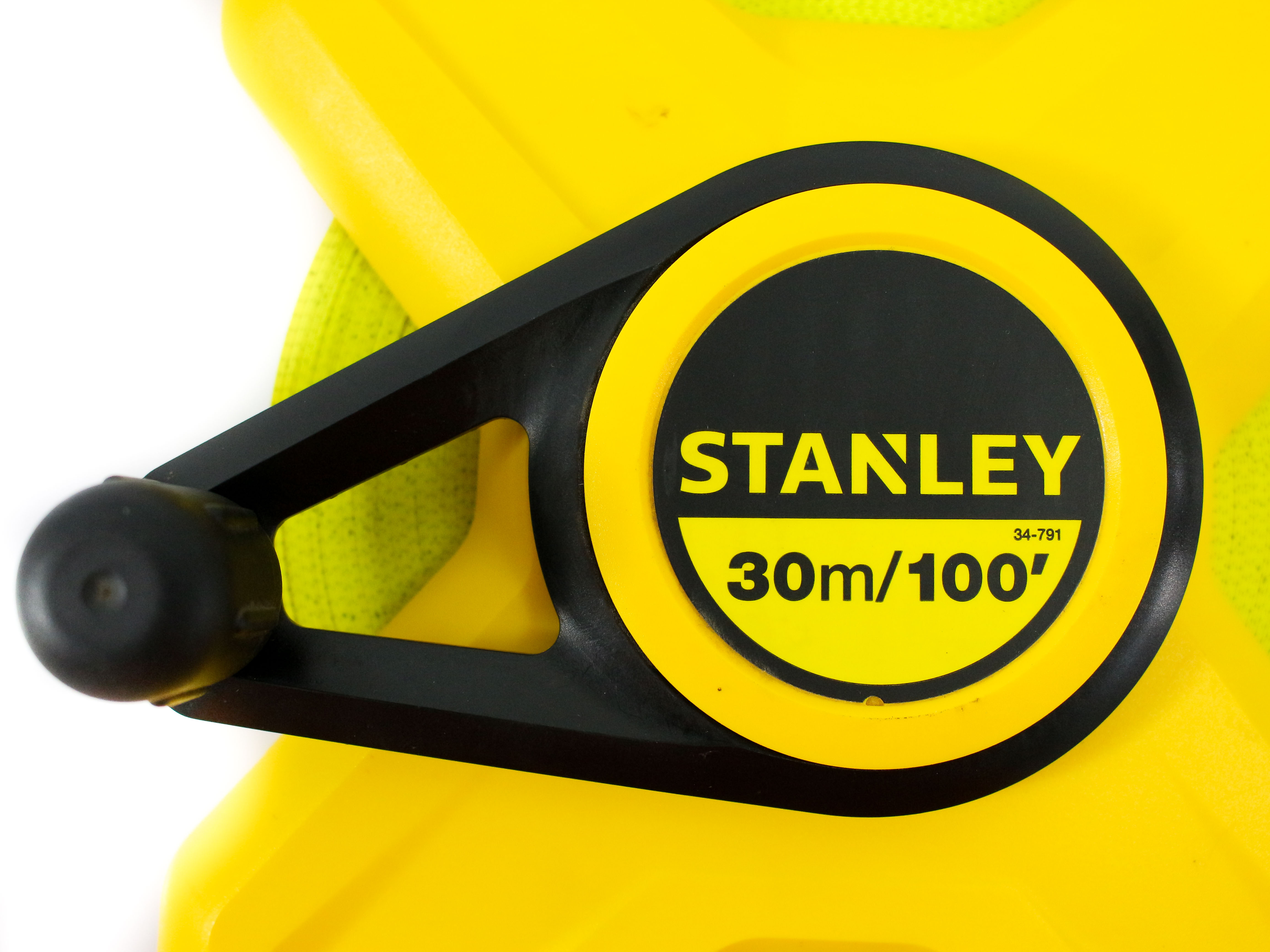 Thước dây sợi thủy tinh 30m Stanley STHT34791-8