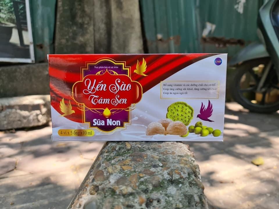 Siro Yến Sào Tâm Sen Sữa Non giúp ăn ngủ ngon, tiếu hóa tốt, tăng đề kháng cho trẻ từ 6 tháng tuổi - Hộp 20 ống