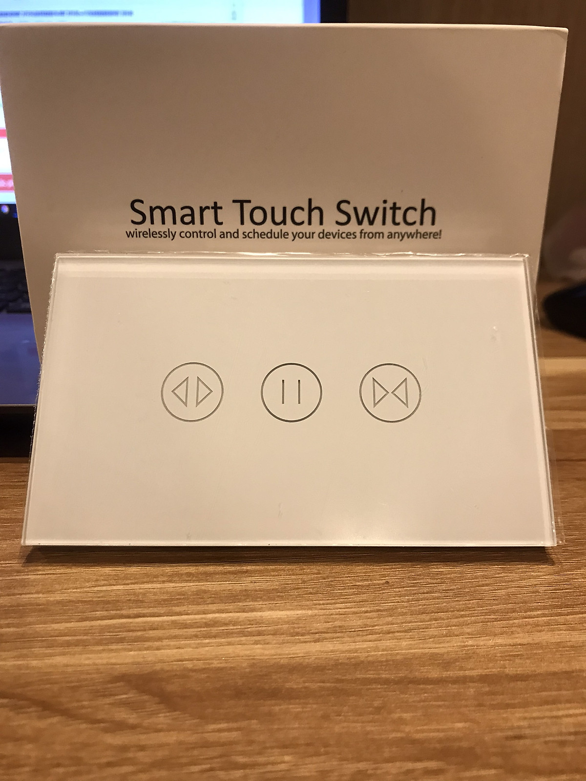 Công tắc cửa cuốn wifi điều khiển qua điện thoại