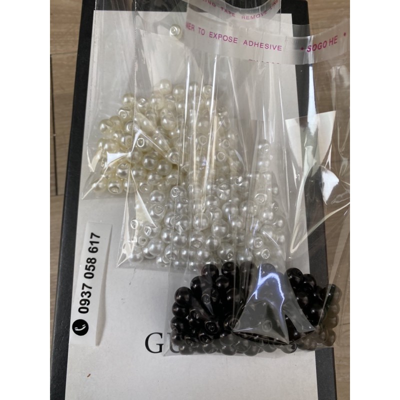 Nút hạt trai ( set 20 nút )