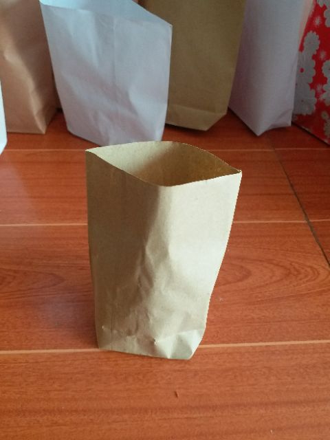 Xấp 100 túi giấy đựng bánh mì bánh tráng nướng