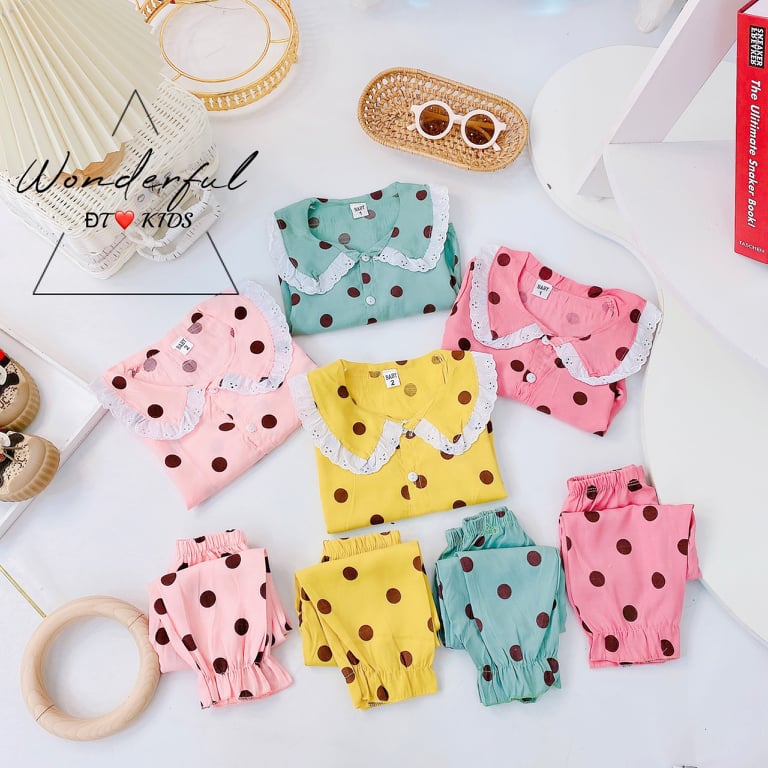 Bộ đũi chấm bi siêu xinh siêu mát cho bé gái