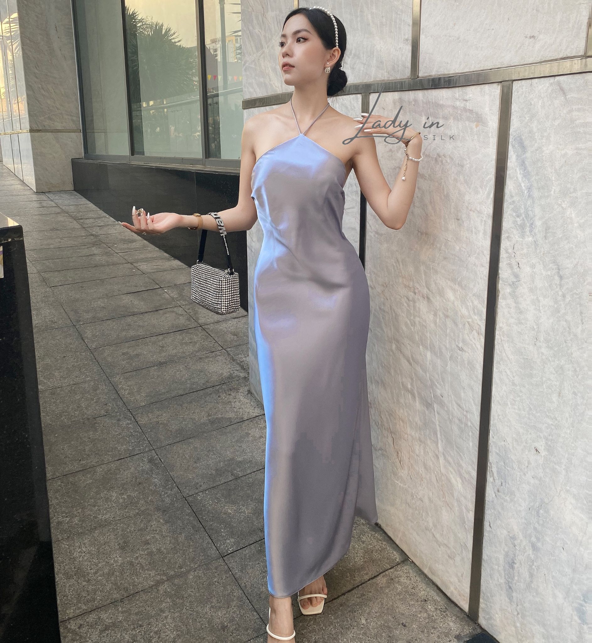 Đầm Lụa Thiết Kế Thời Trang Cao Cấp | Cổ Yếm Thanh Lịch Lady in SILK