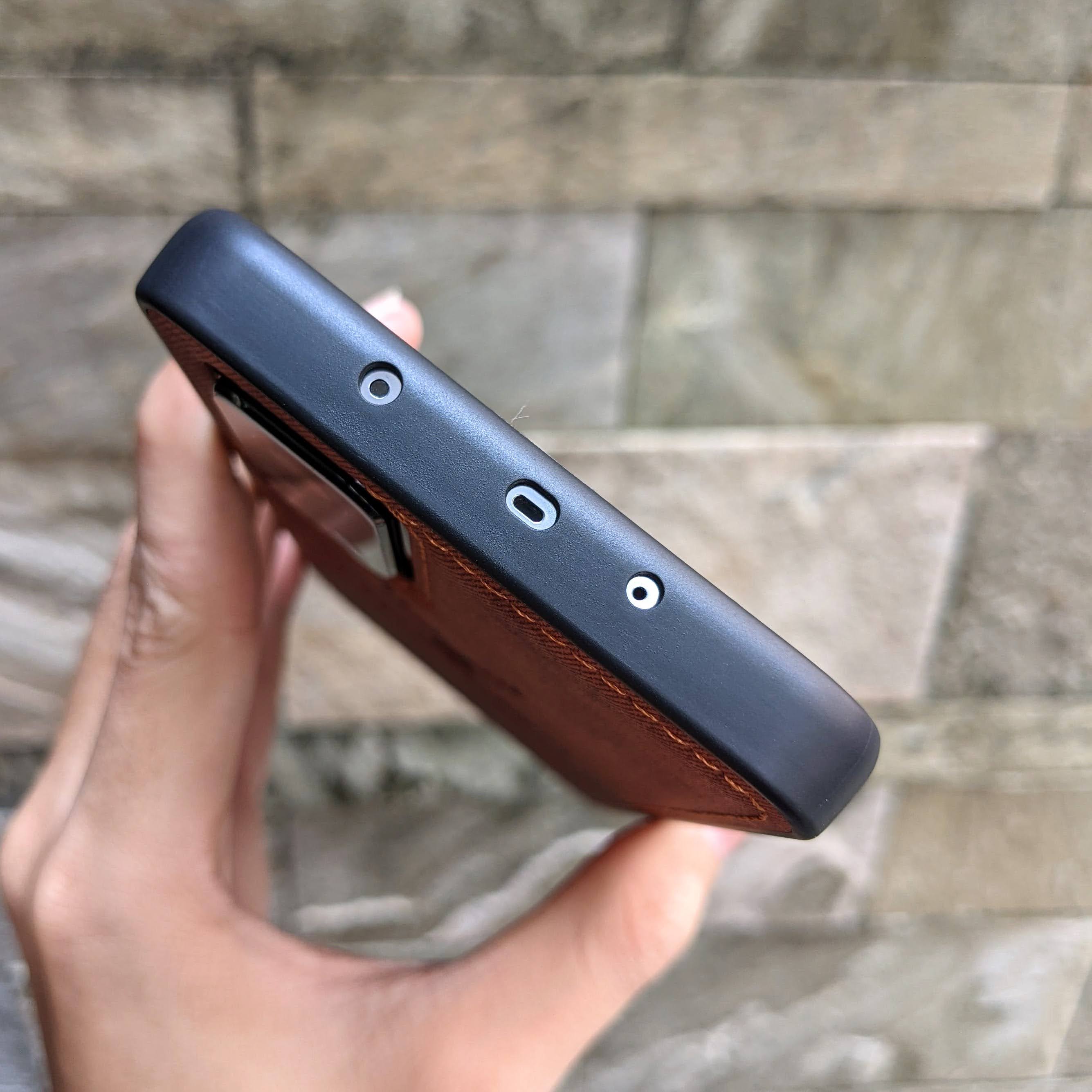 Ốp Lưng Xiaomi Mi 10T Pro vân da khắc hình Nai