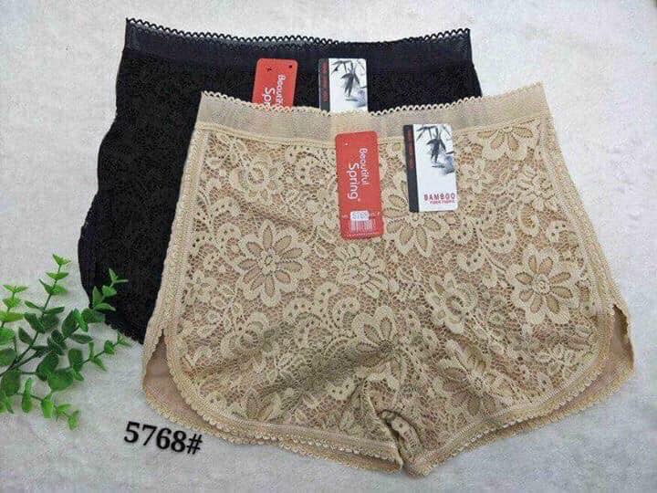 (ẢNH THẬT) QUẦN LÓT REN HOA MẶC TRONG VÁY, MINHQUANG2017