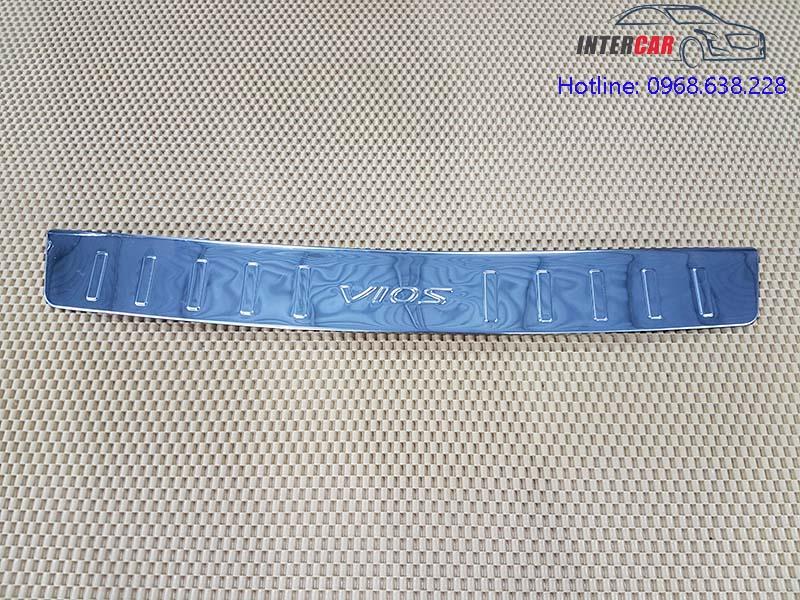 Ốp bậc cốp Inox Toyota Vios 2014-2017