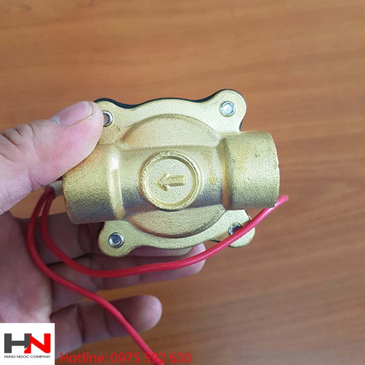 Van điện từ đóng mở nước Unid ren 21 điện 220v