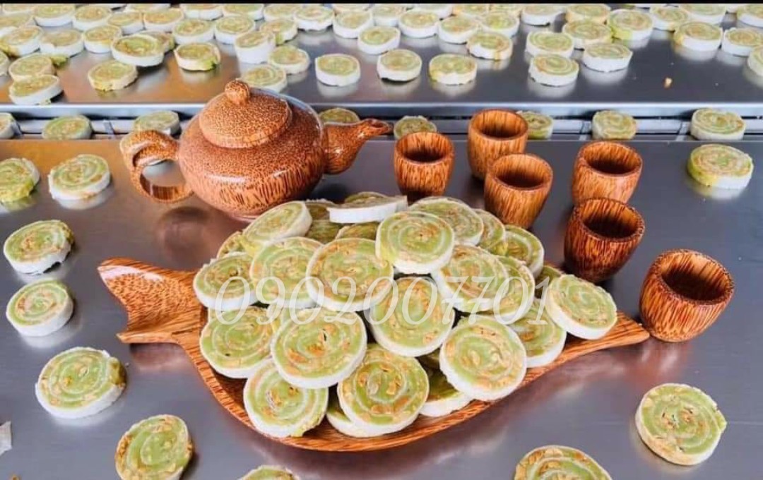 500g Kẹo Dừa Nướng Lá Dứa Cuộn Bánh Tráng Thơm Ngon- Đặc Sản Bến Tre-Tết-Bánh Mứt Tết-Đồ Ăn Vặt
