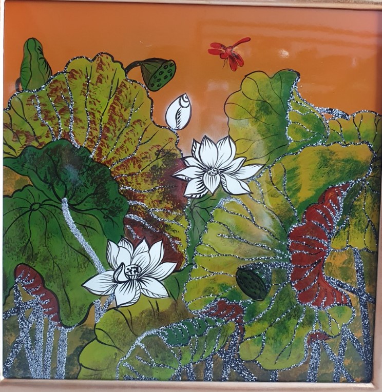 ( Tặng kèm khung sơn mài ) Tranh sơn mài - HOA SEN- Size 40x40 cm thích hợp trang trí, làm quà tặng ý nghĩa