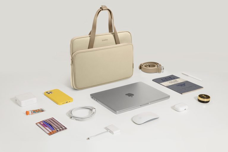 Túi đeo chéo Tomtoc Premium Theher Shoulder bag Macboook Laptop 13/14 inch - H22