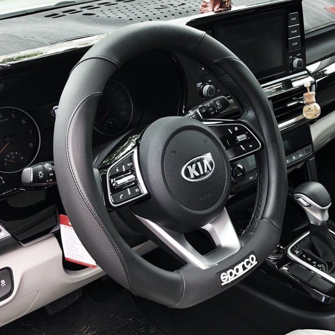 Bọc Vô Lăng Sparco Italia Cao Cấp Model 116BK cho các dòng ô tô xe hơi sử dụng vô lăng dạng vát cạnh