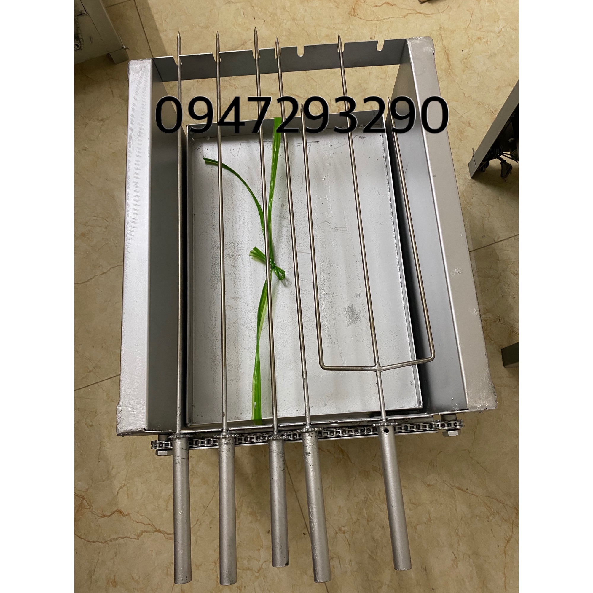 Máy nướng thịt nướng gà 6 xiên size nhỡ