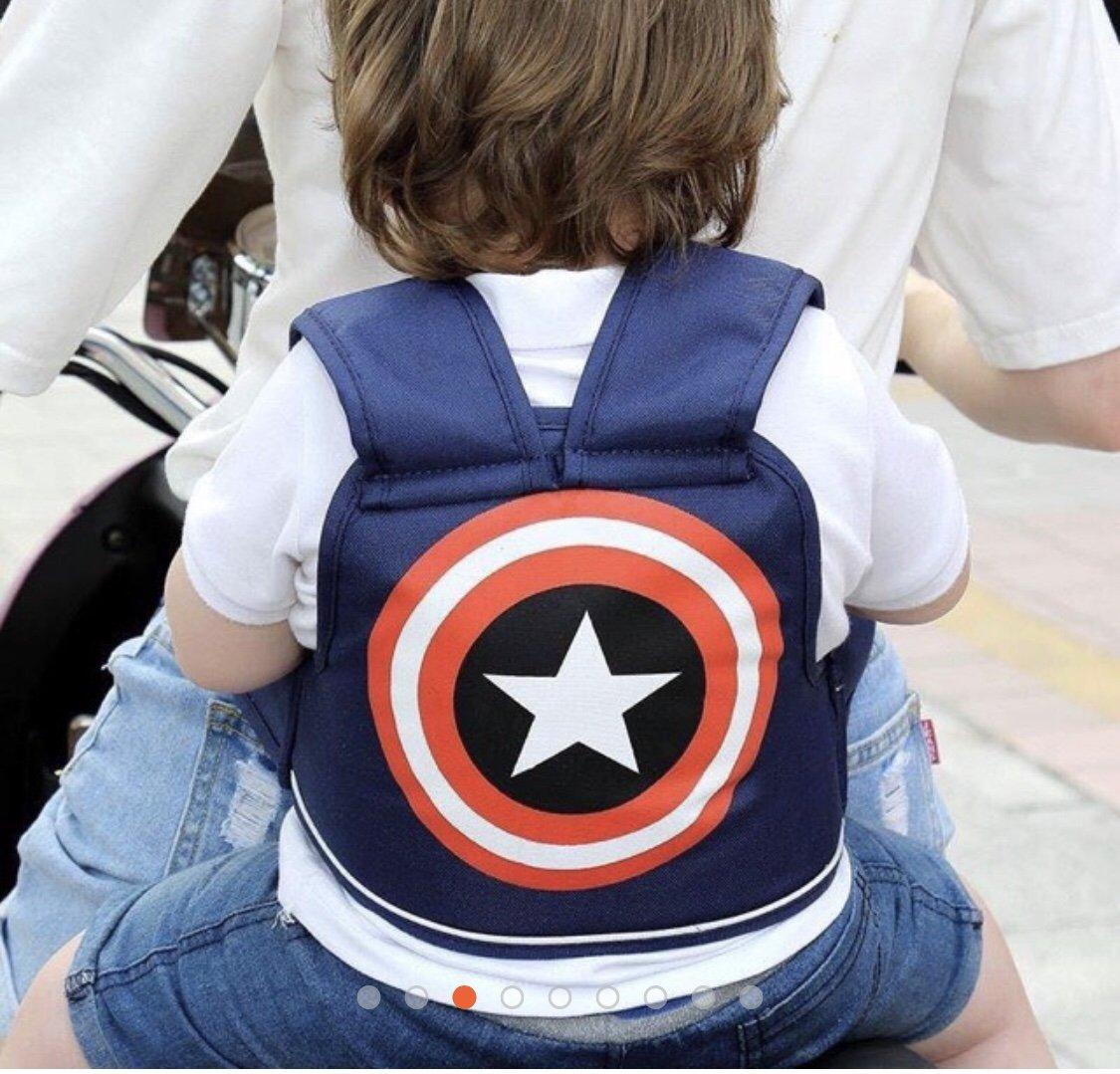 Đai đỡ vai an toàn cho bé đi xe máy hình hoạt hình