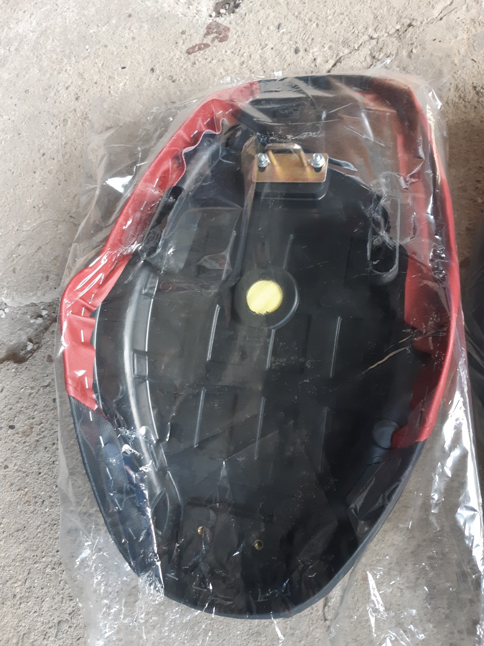 Yên xe máy điện 133S plus