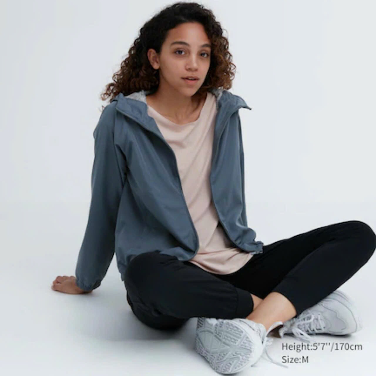 Áo khoác gió 2 lớp Uniqlo dành cho nữ