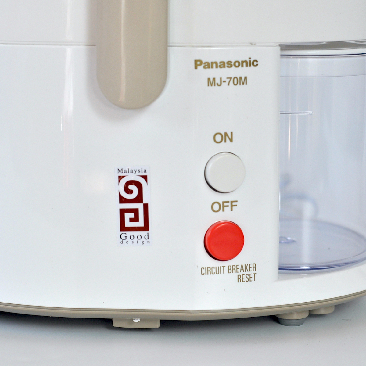 Máy ép trái cây Panasonic MJ-M70