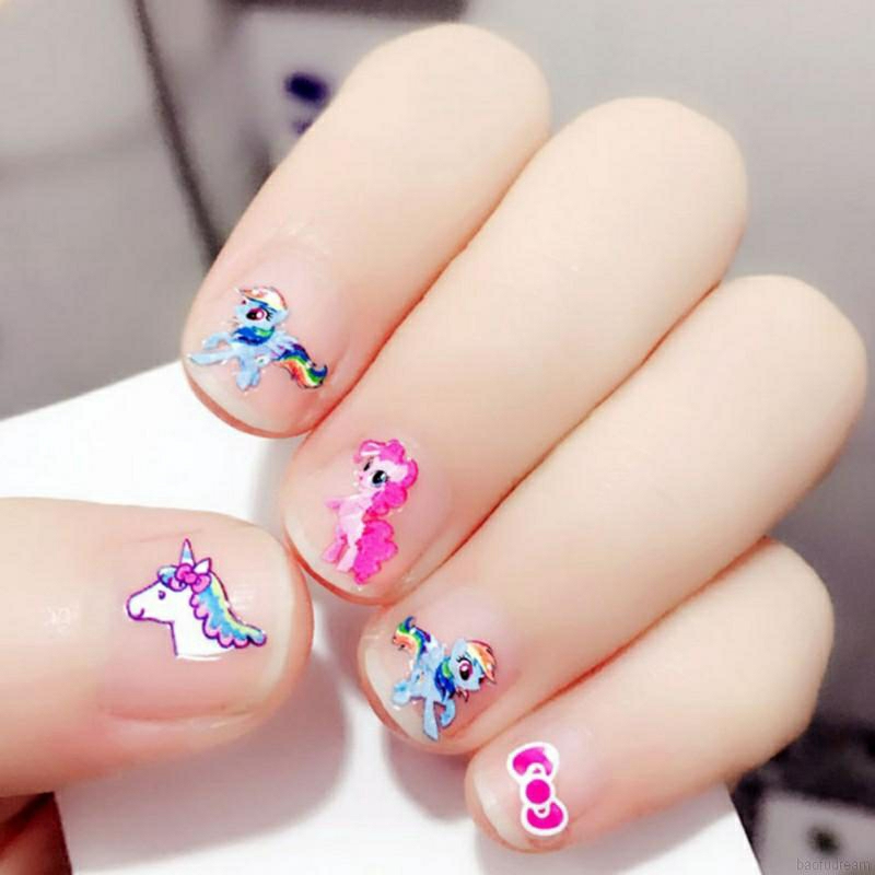 Set hình dán móng tay cho bé gái