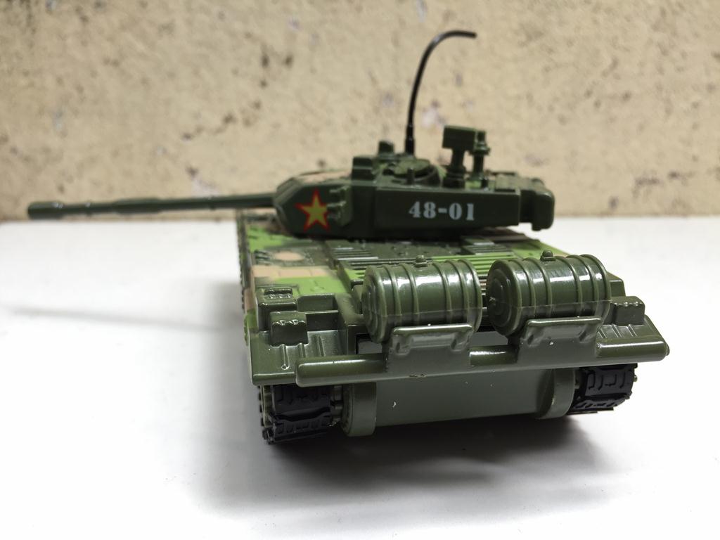 Mô hình xe Quân sự TANK T99B 1:36