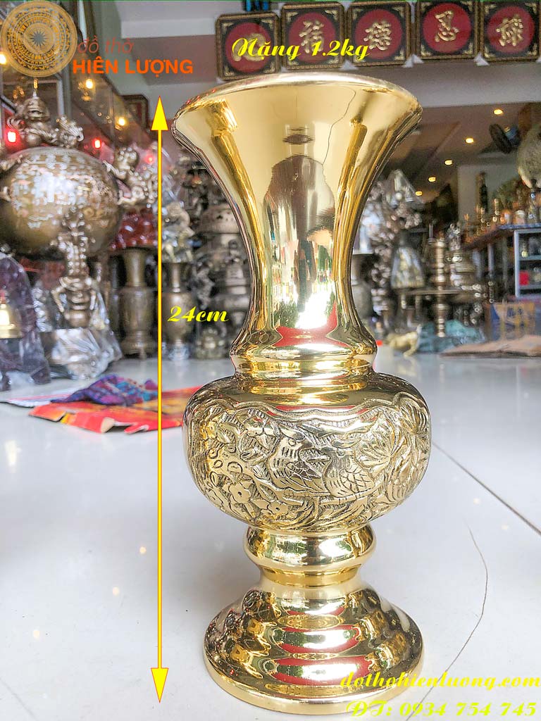 Full Daisy brass flower container sizes: height 20cm, 24cm, 30cm, 40cm
