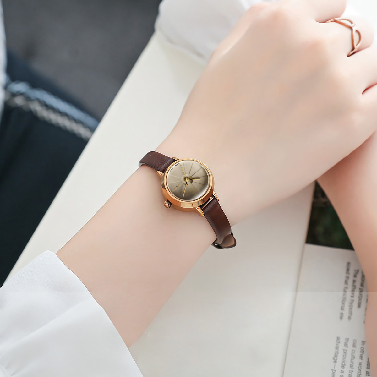 Đồng Hồ Nữ JA-979 Julius Hàn Quốc Dây Da