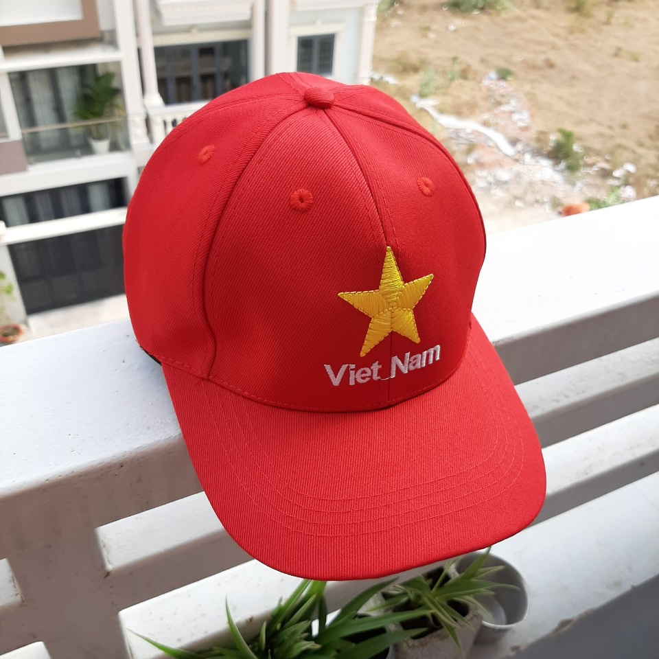 [HCM]NÓN LƯỠI TRAI CỜ ĐỎ SAO VÀNG - NCD01